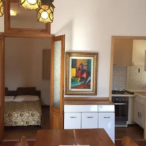 https://nel-set-di-piccolo-mondo-antico-villa-viola.it-lombardy.com